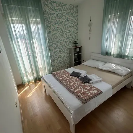 Ana's 2 Bedrooms Lovely Flat Lägenhet Podgorica