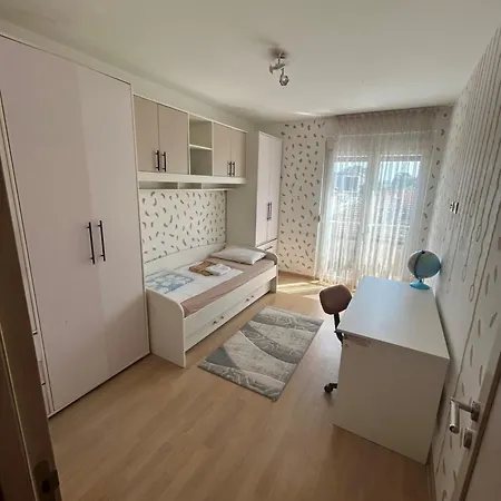 Ana's 2 Bedrooms Lovely Flat * Podgorica