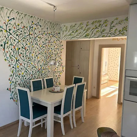 Ana's 2 Bedrooms Lovely Flat *