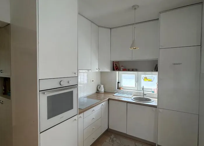 Daire Ana's 2 Bedrooms Lovely Flat Podgoriçe