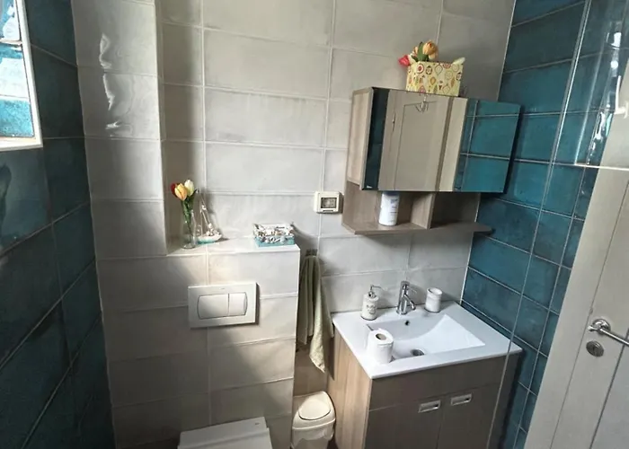 アパート Ana's 2 Bedrooms Lovely Flat ポドゴリツァ