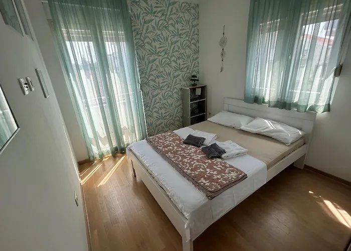 Ana's 2 Bedrooms Lovely Flat Apartment Podgorica