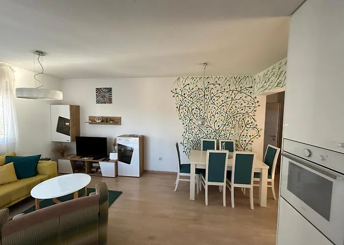 Ana's 2 Bedrooms Lovely Flat Daire Podgoriçe